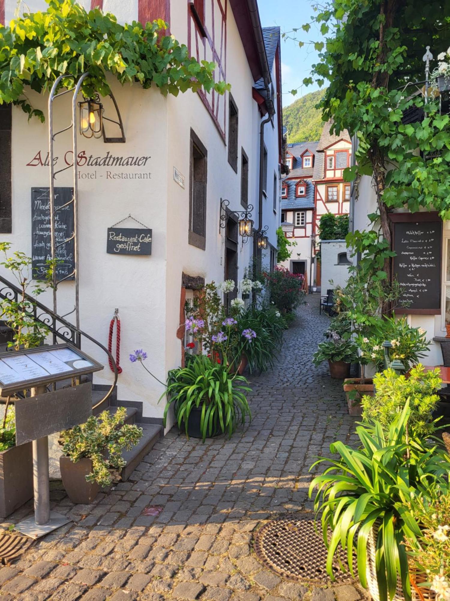 Hotel Restaurant Alte Stadtmauer Beilstein  Exterior photo